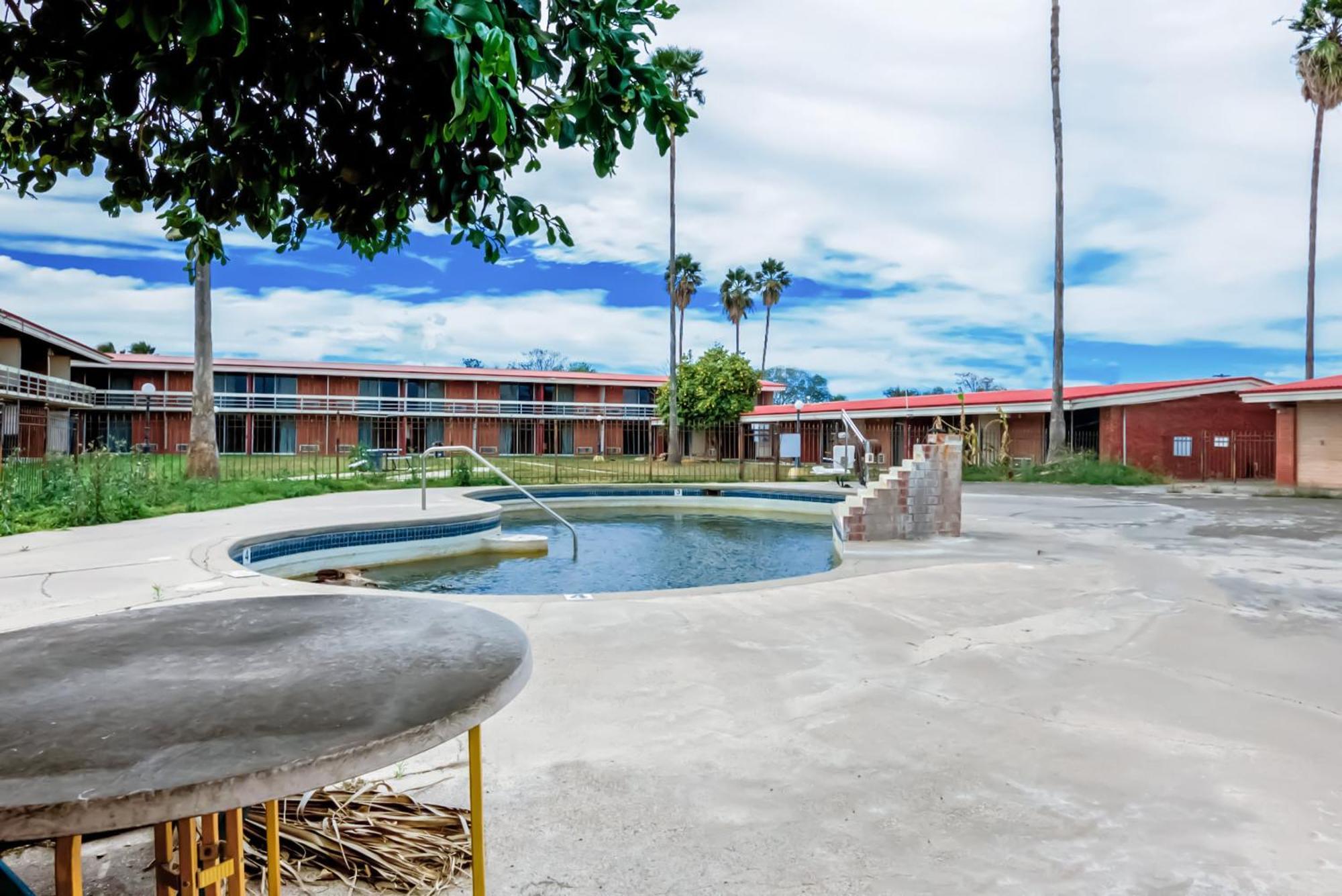 Oyo Tx Hwy 281 West Hotel
