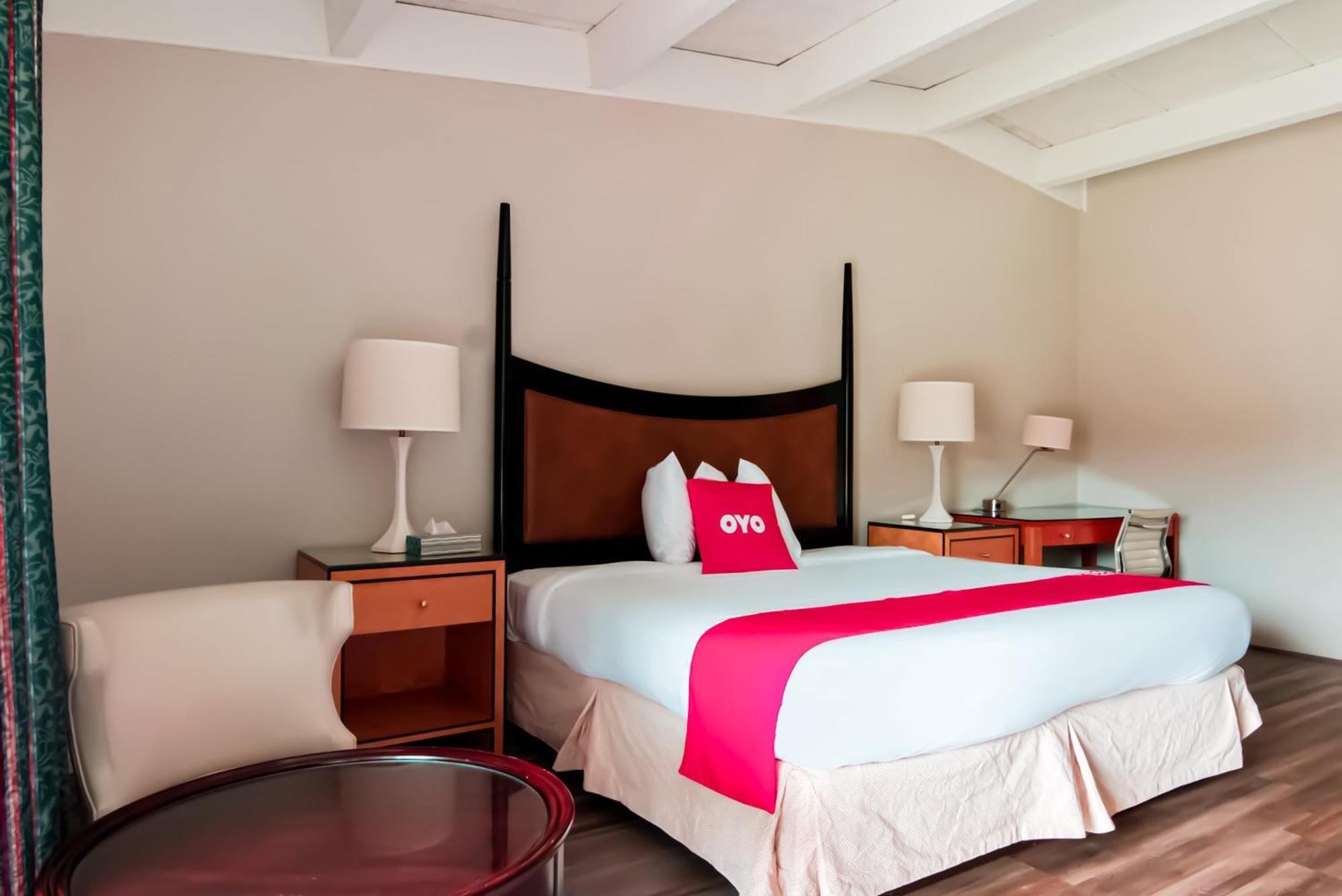 Oyo Tx Hwy 281 West Hotel 2*